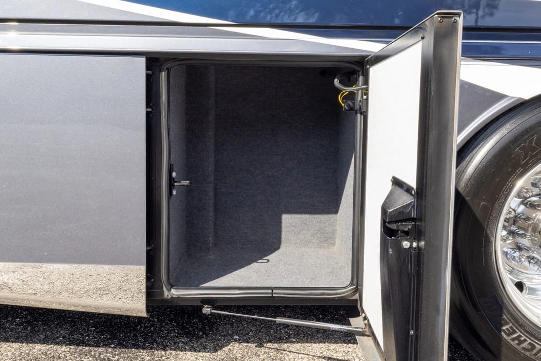2023 New Aire Diesel Pusher 3545 Motorcoach - Image 33