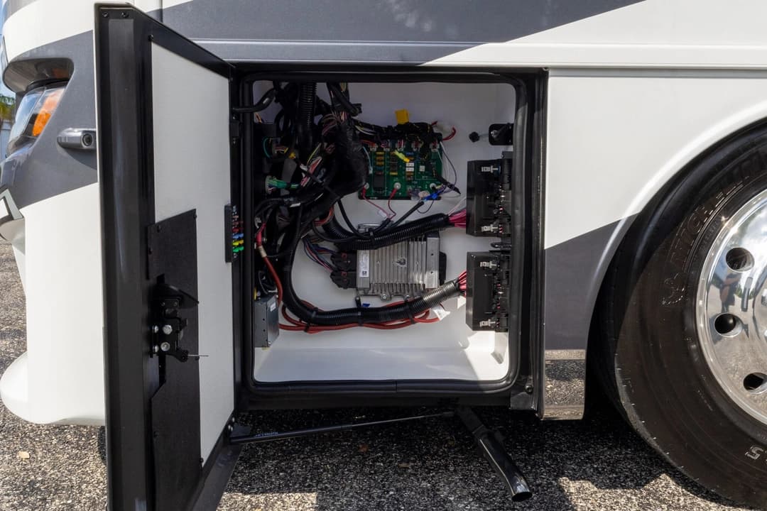 2023 New Aire Diesel Pusher 3545 Motorcoach - Image 39