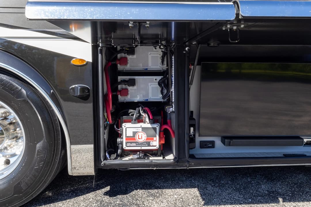 2022 King Aire 4533 Motorcoach - Image 36