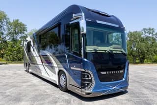 2020 Newell p50 Edition bus