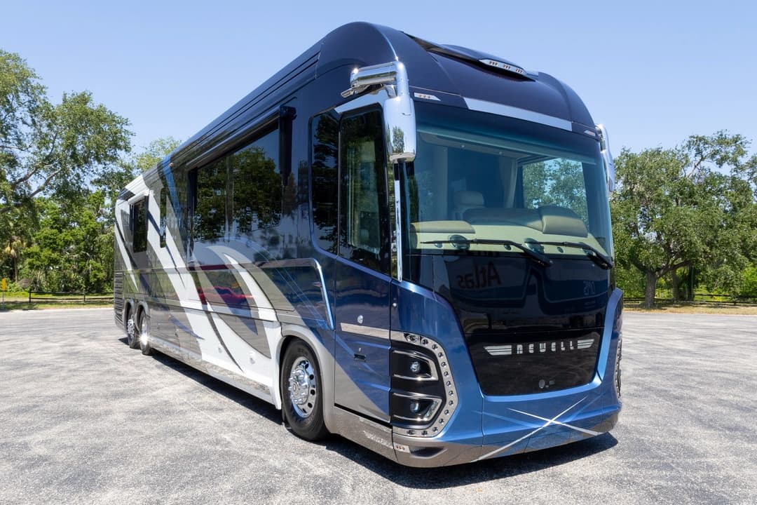 2020 Newell P50 Edition Motorcoach - Image 1