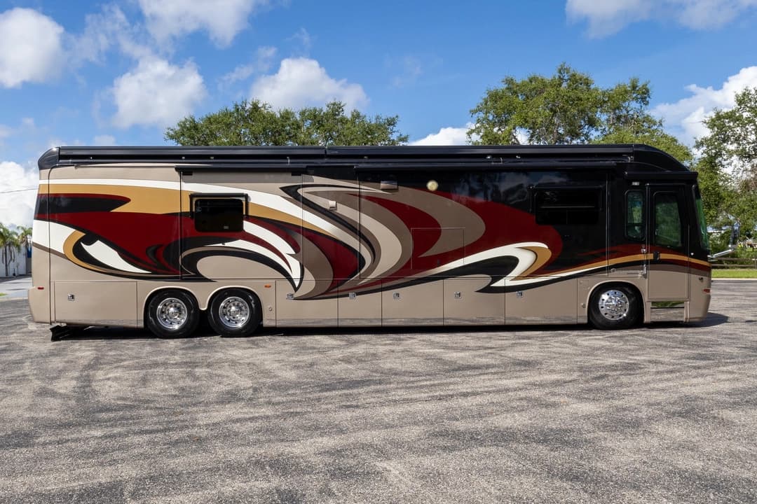 2013 Entegra Cornerstone 45K Motorcoach - Image 3