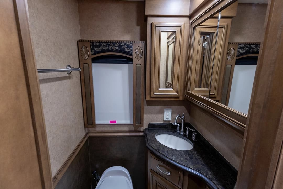 2013 Entegra Cornerstone 45K Motorcoach - Image 22