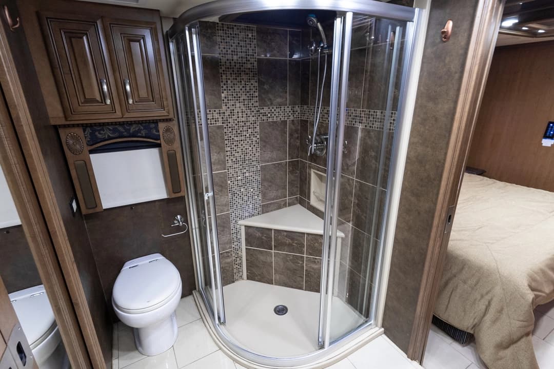 2013 Entegra Cornerstone 45K Motorcoach - Image 29