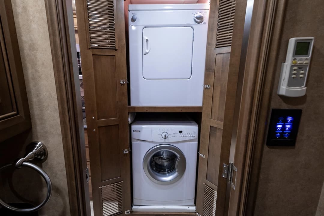2013 Entegra Cornerstone 45K Motorcoach - Image 31