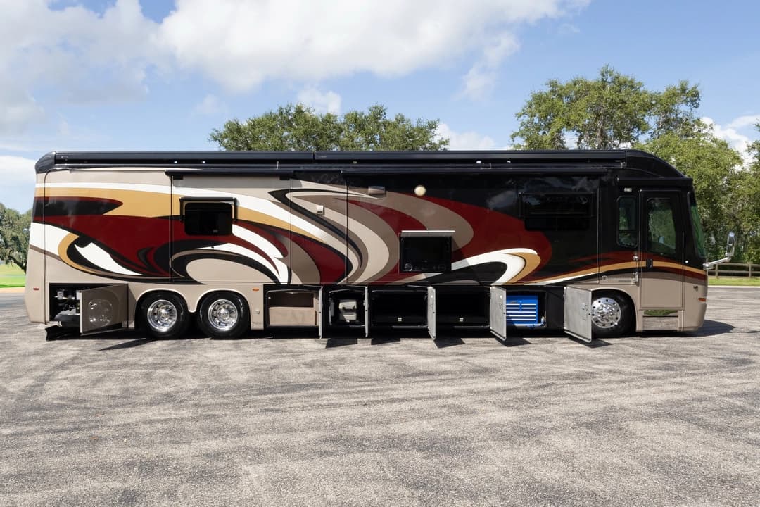 2013 Entegra Cornerstone 45K Motorcoach - Image 32