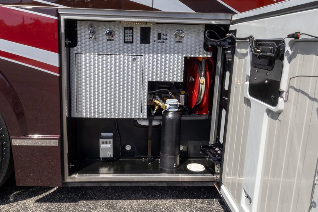 2017 Millennium H3-45 Motorcoach - Image 35