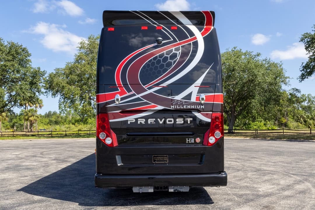 2017 Millennium H3-45 Motorcoach - Image 6