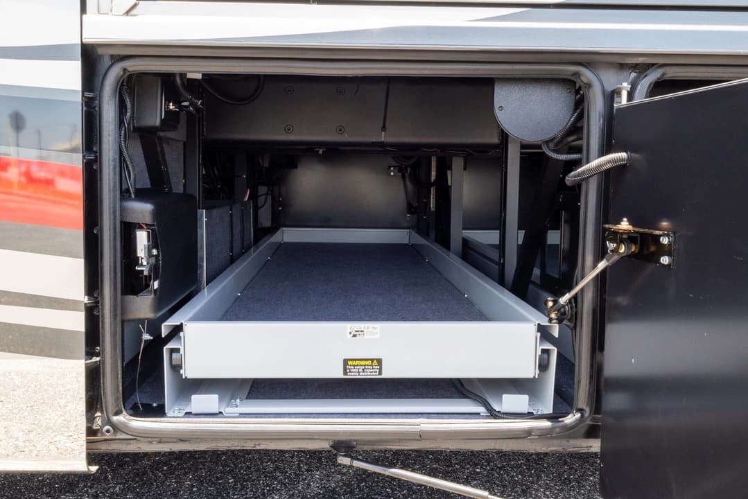2020 King Aire 4533 Motorcoach - Image 39
