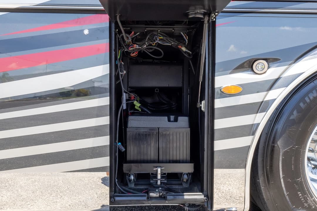 2020 King Aire 4533 Motorcoach - Image 46