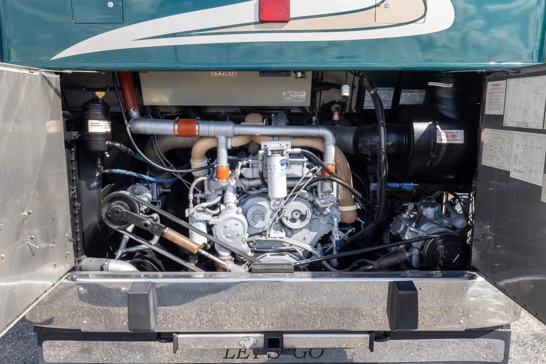 1988 Prevost Liberty 40XL Motorcoach - Image 39