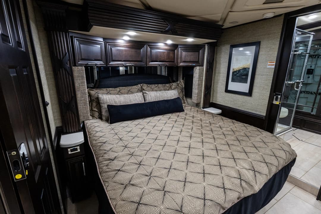 2020 Newmar Mountain Aire Motorhome - Image 24