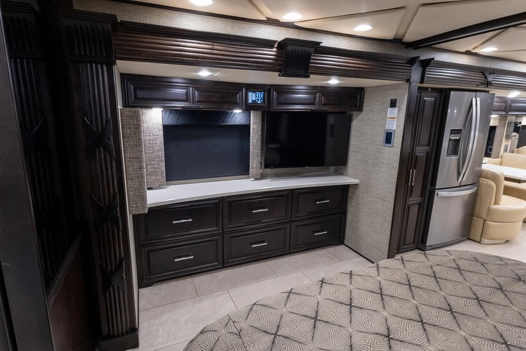 2020 Newmar Mountain Aire Motorhome - Image 27