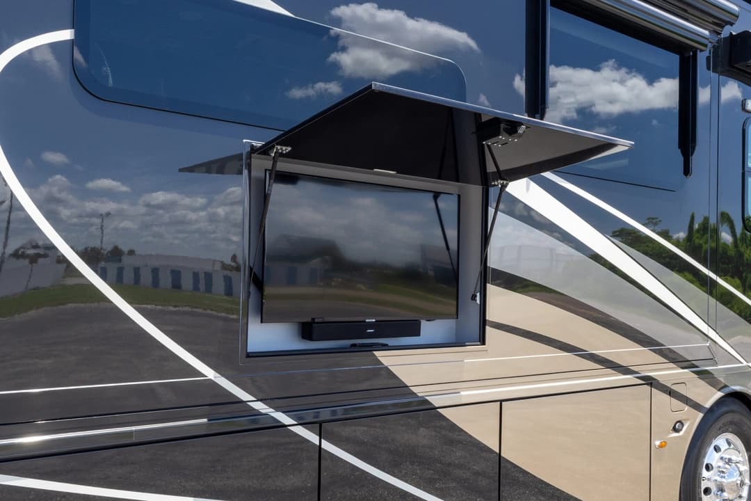 2020 Newmar Mountain Aire Motorhome - Image 41