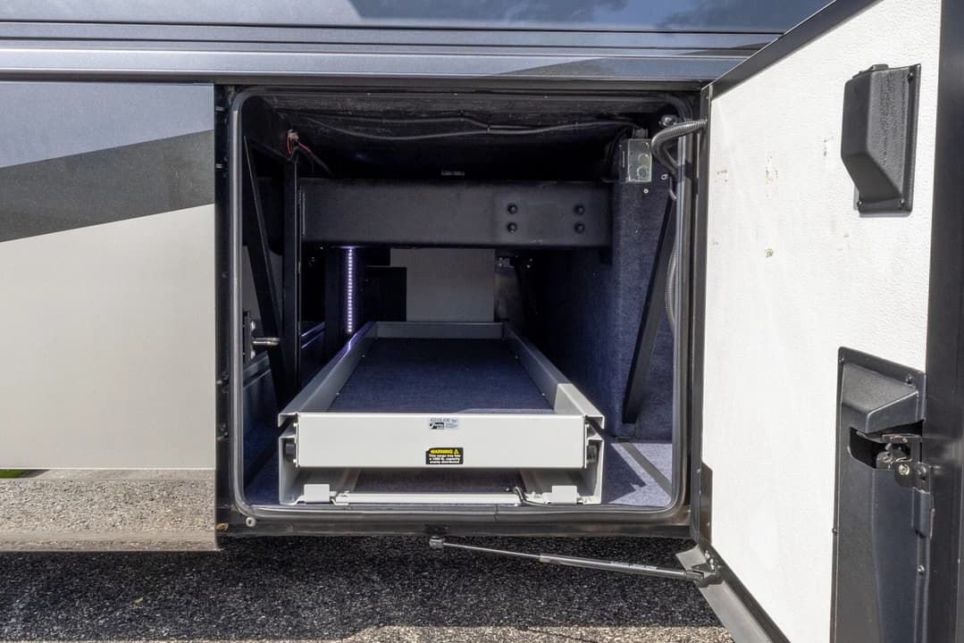 2019 Newmar Mountain Aire Diesel Pusher 4551 Motorhome - Image 39