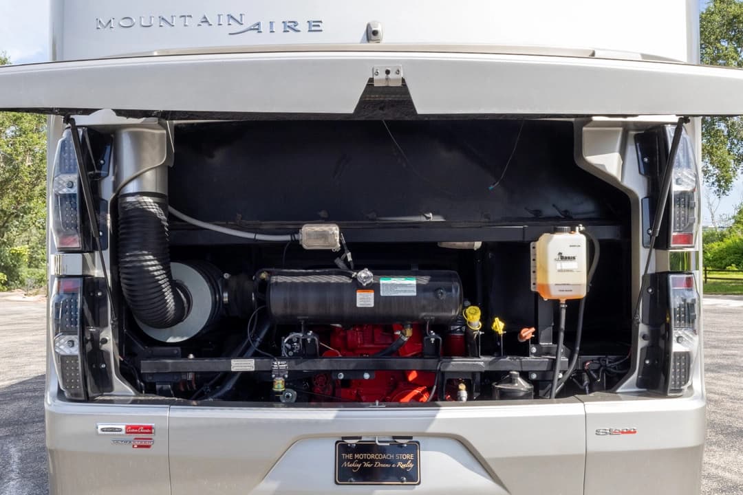 2019 Newmar Mountain Aire Diesel Pusher 4551 Motorhome - Image 50