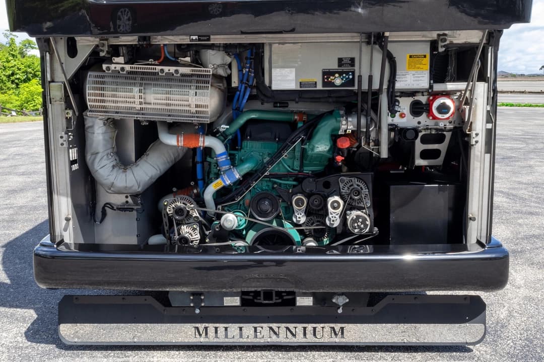 2021 Prevost Millennium H3-45 - Image 47