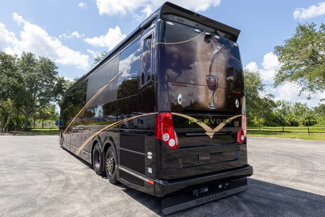 2021 Prevost Millennium H3-45 - Image 7