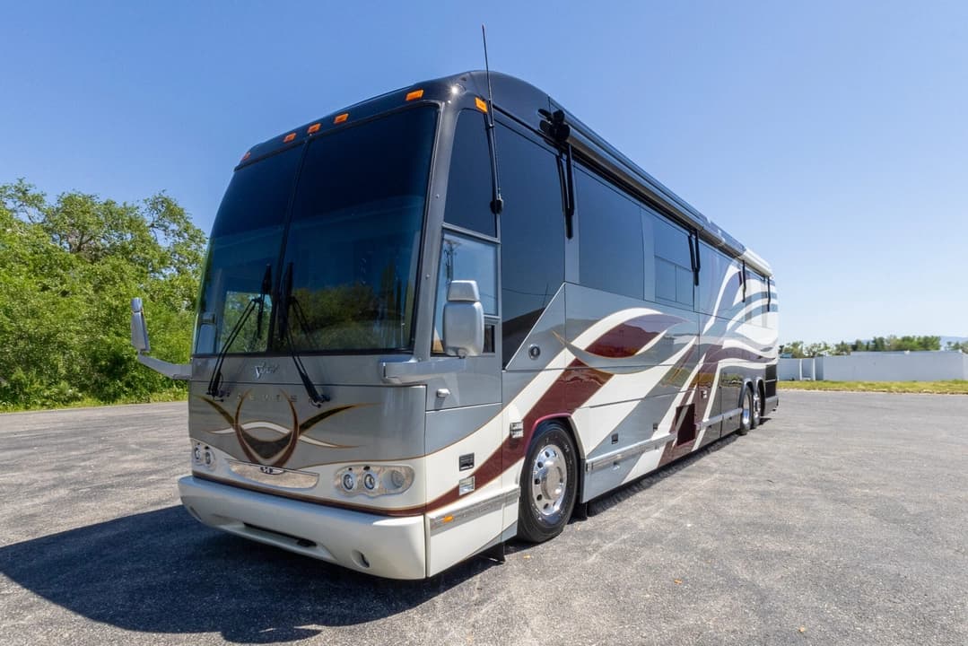 2008 Prevost Featherlite H3-45 - Image 11