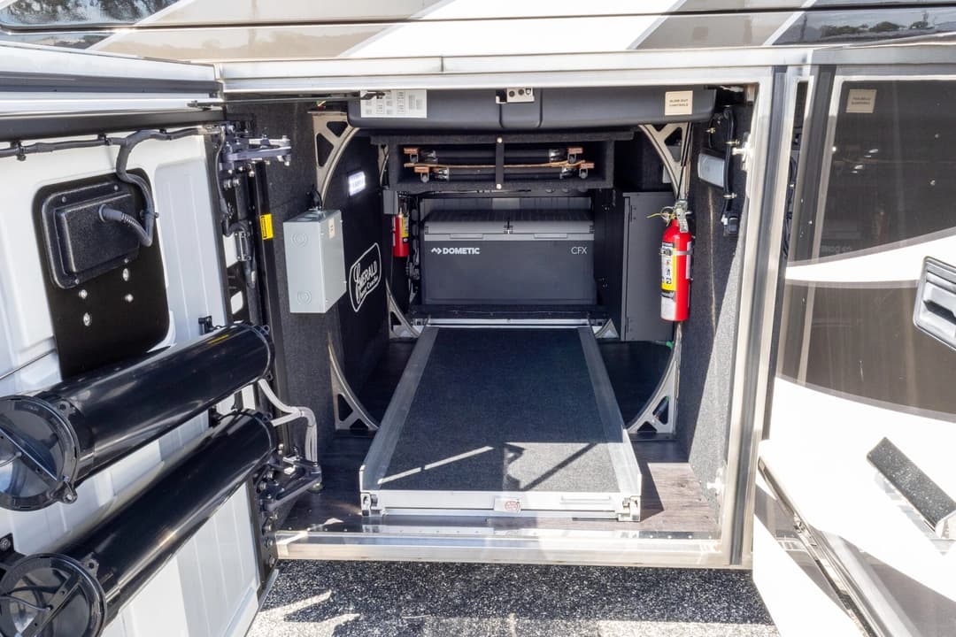 2021 Emerald Luxury Coaches H3 Series - Image 44
