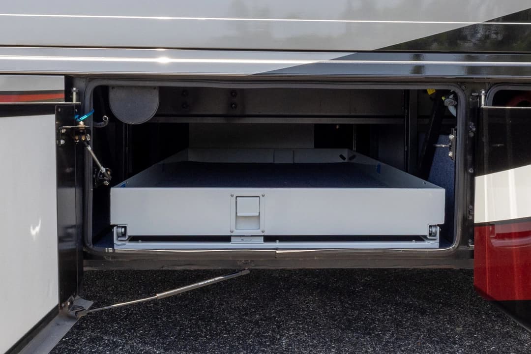 2017 Newmar Dutch Star Motorhome - Image 45