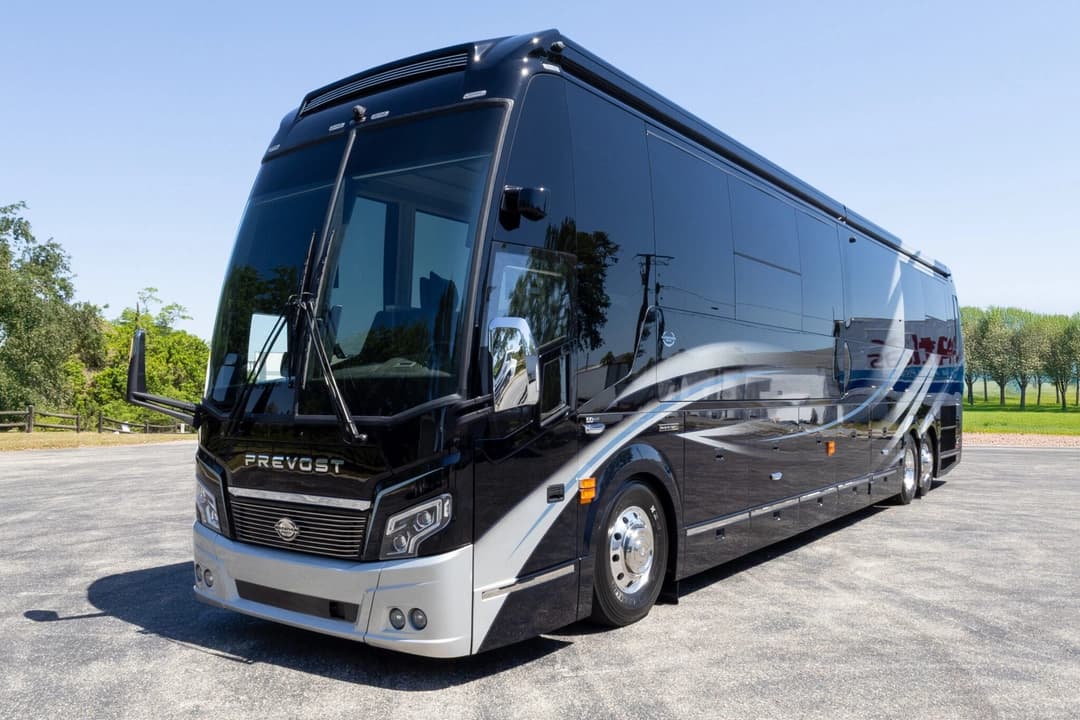 2017 Newmar Dutch Star 4369 - Image 11