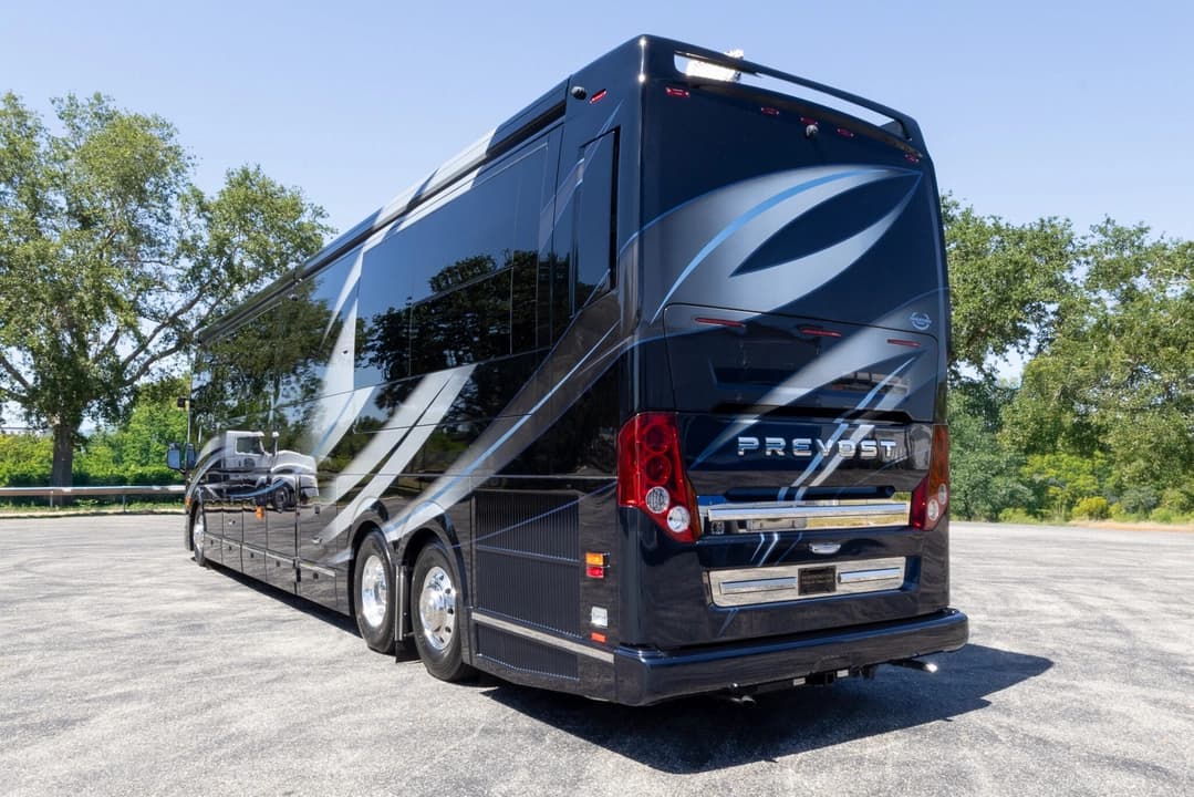 2017 Newmar Dutch Star 4369 - Image 7