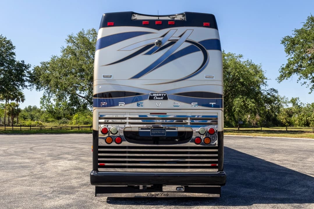 2009 Prevost Mirano Edition Motorhome - Image 6
