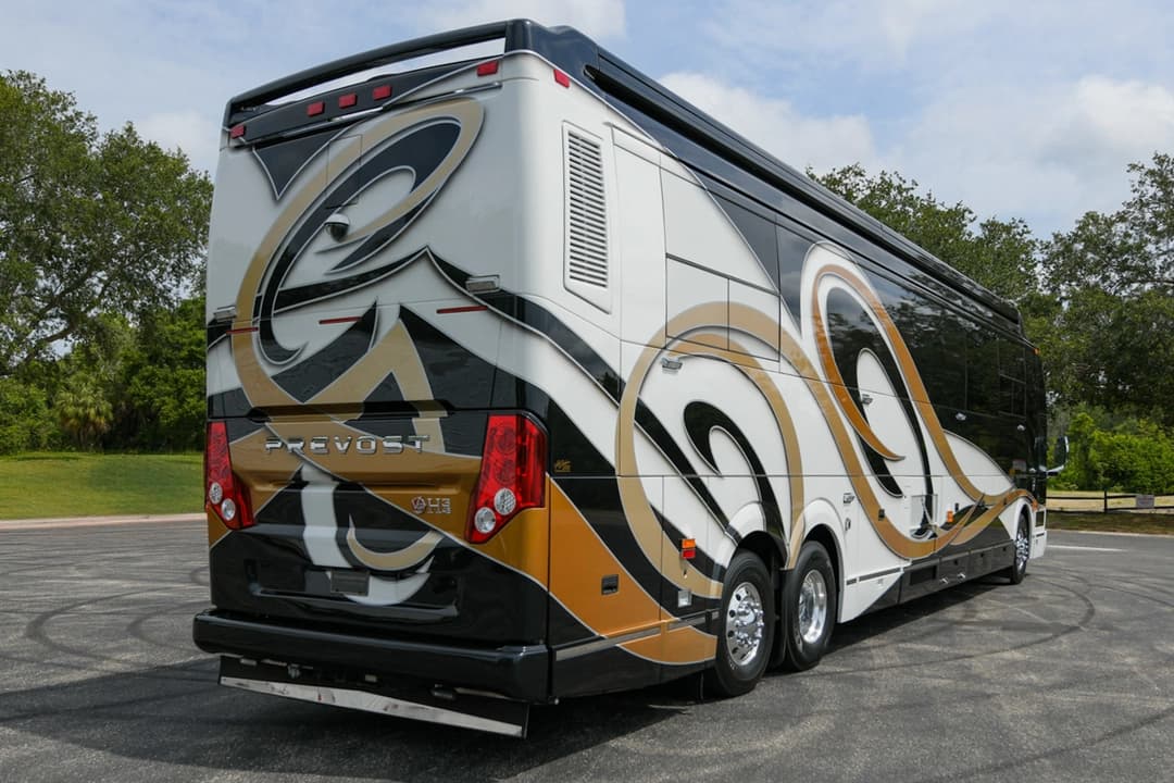 2003 Prevost Liberty H3-45 - Image 5