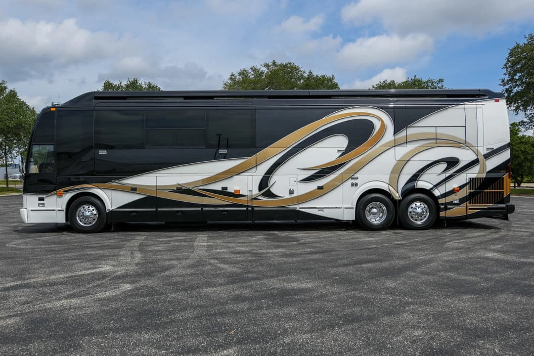 2003 Prevost Liberty H3-45 - Image 9