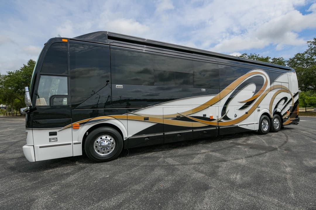 2003 Prevost Liberty H3-45 - Image 10