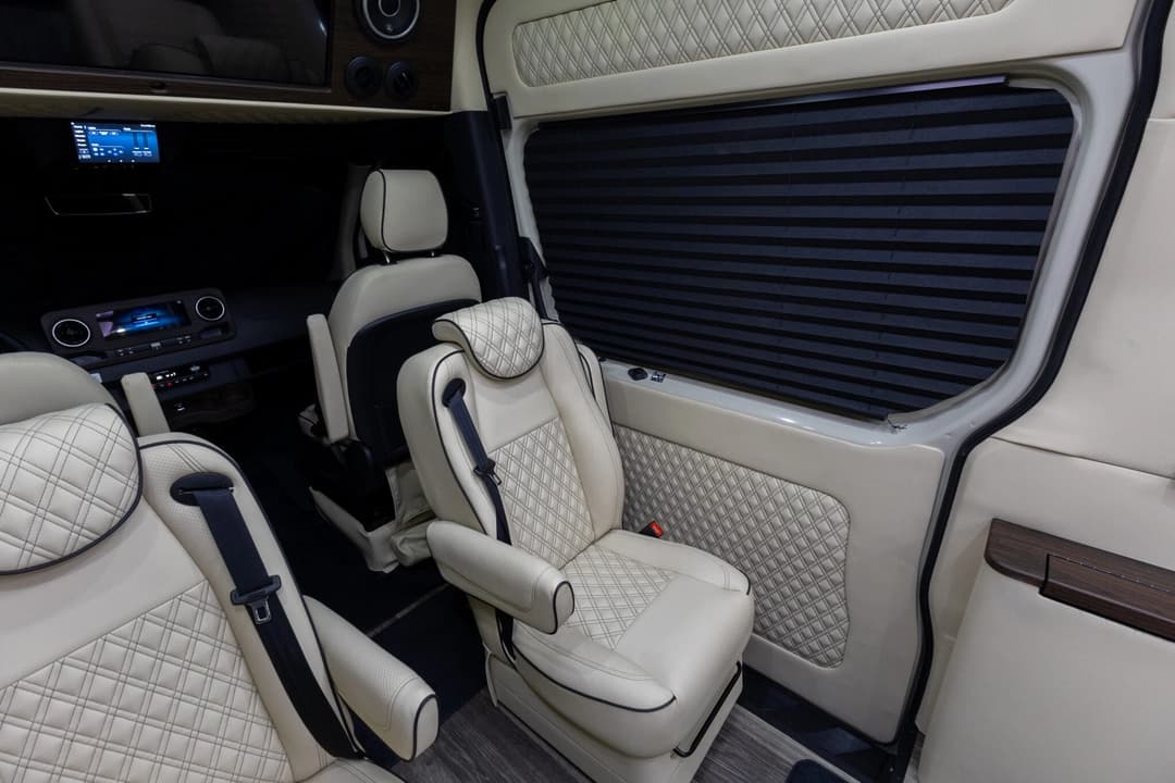 2025 Mercedes Benz V-Cruise Sprinter Executive Van - Image 18