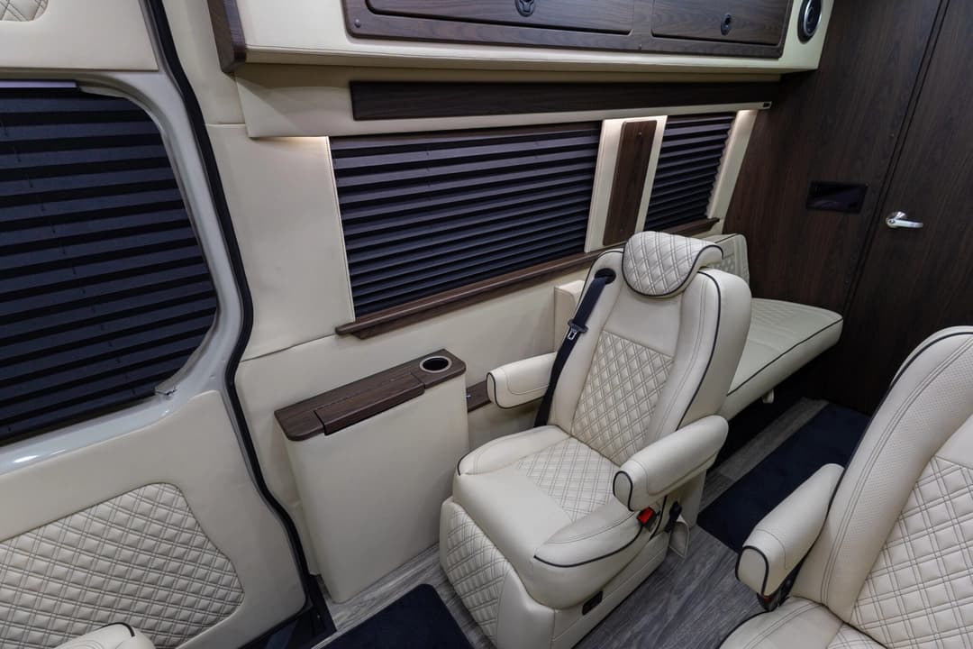 2025 Mercedes Benz V-Cruise Sprinter Executive Van - Image 19