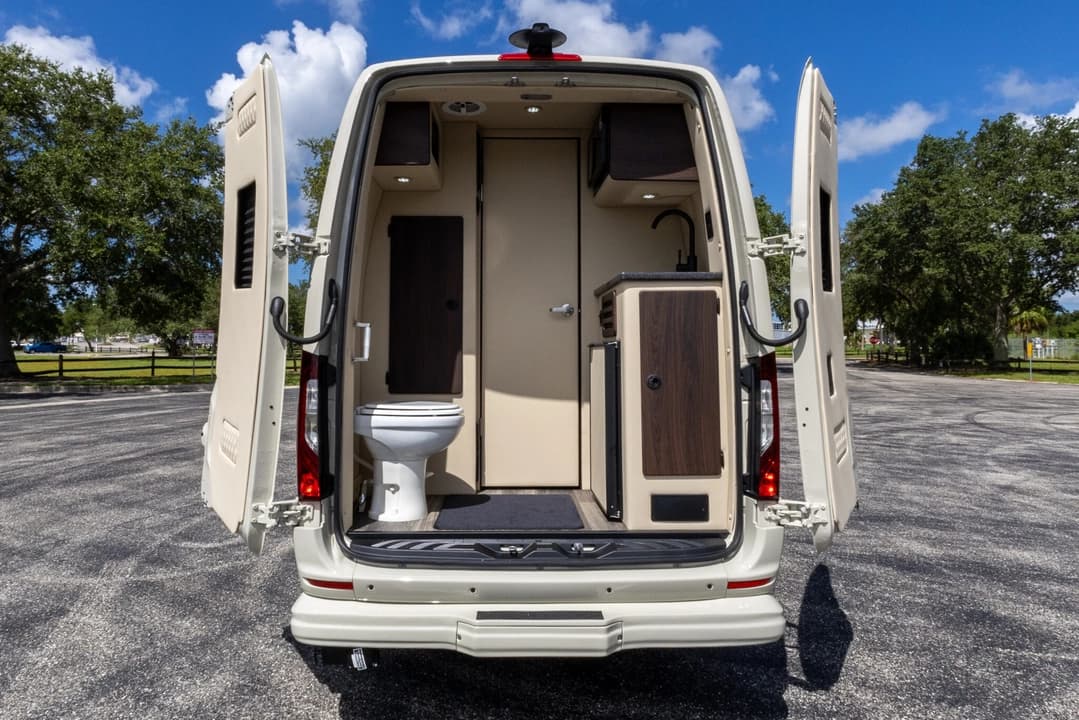 2025 Mercedes Benz V-Cruise Sprinter Executive Van - Image 26