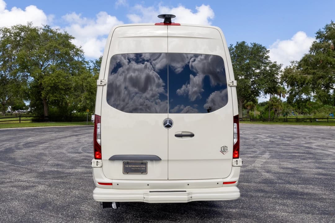 2025 Mercedes Benz V-Cruise Sprinter Executive Van - Image 7