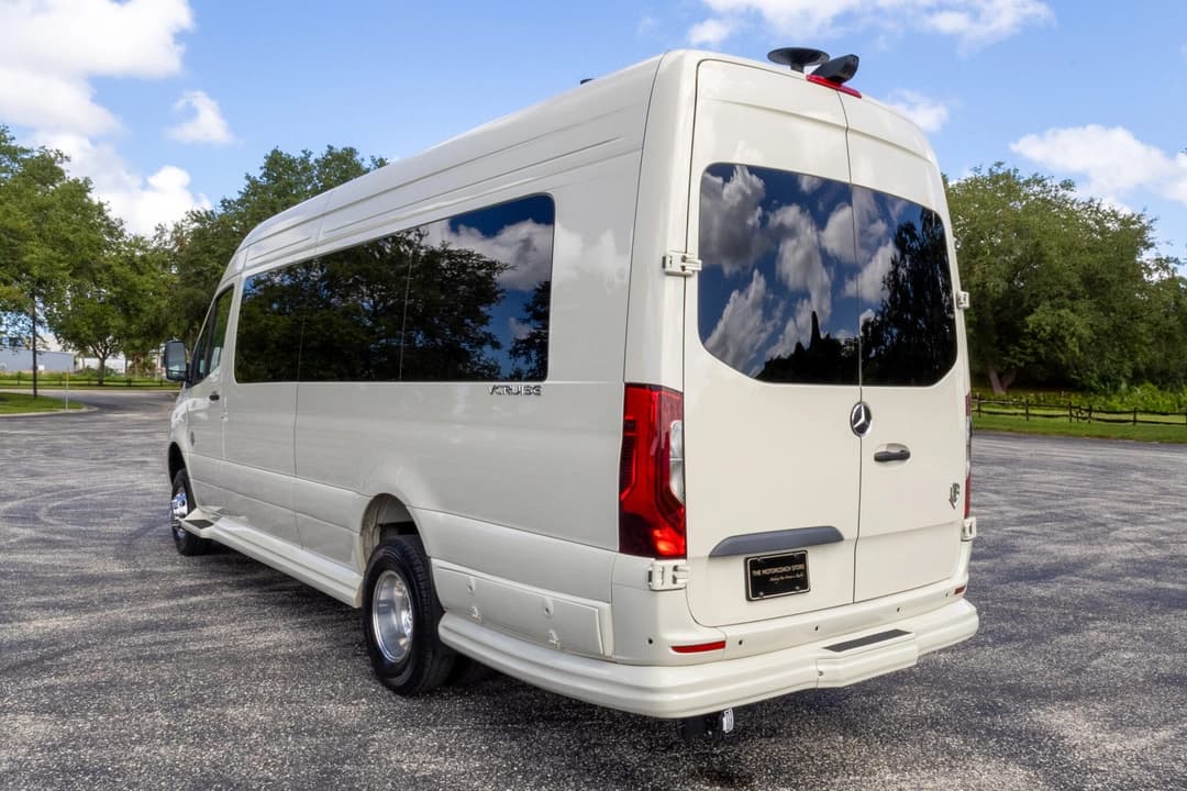 2025 Mercedes Benz V-Cruise Sprinter Executive Van - Image 8
