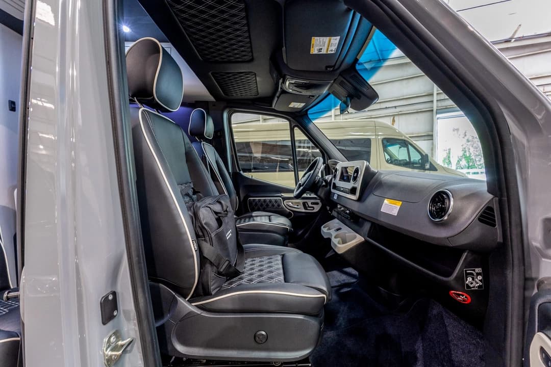 2025 Mercedes-Benz V-Cruise Sprinter Executive Van - Image 14