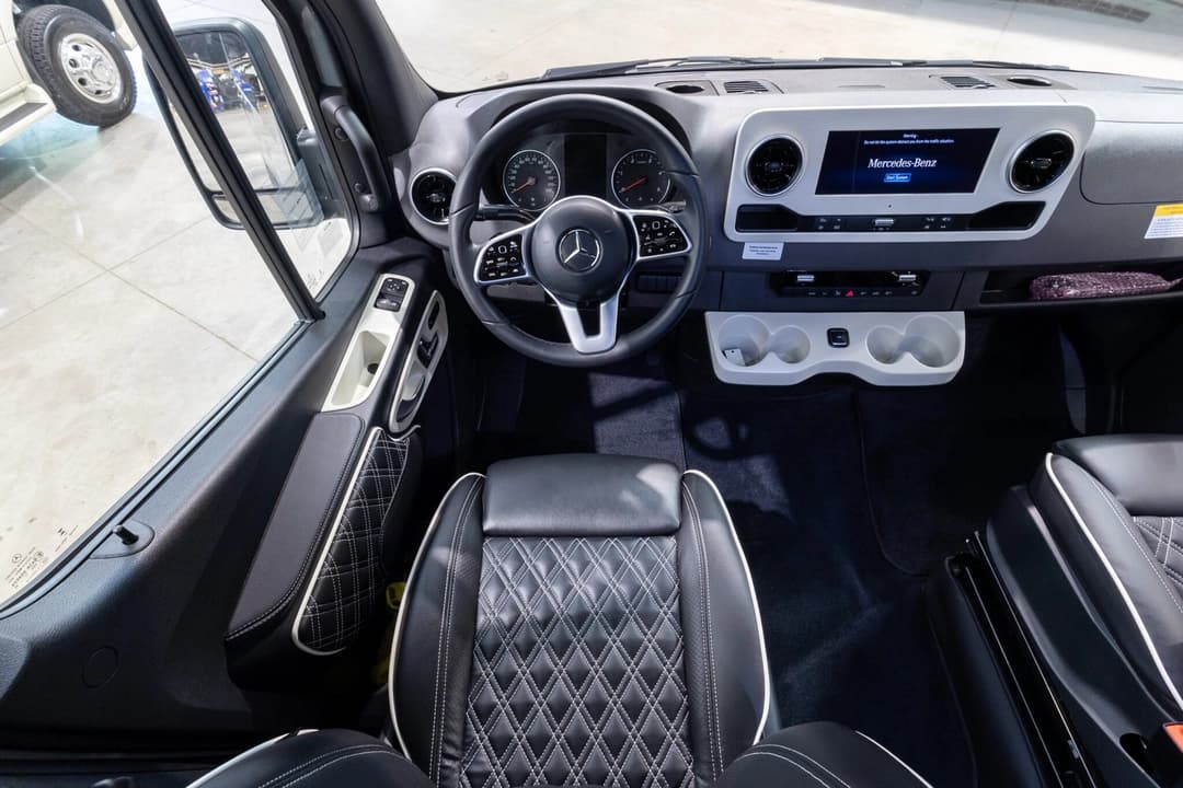 2025 Mercedes-Benz V-Cruise Sprinter Executive Van - Image 16