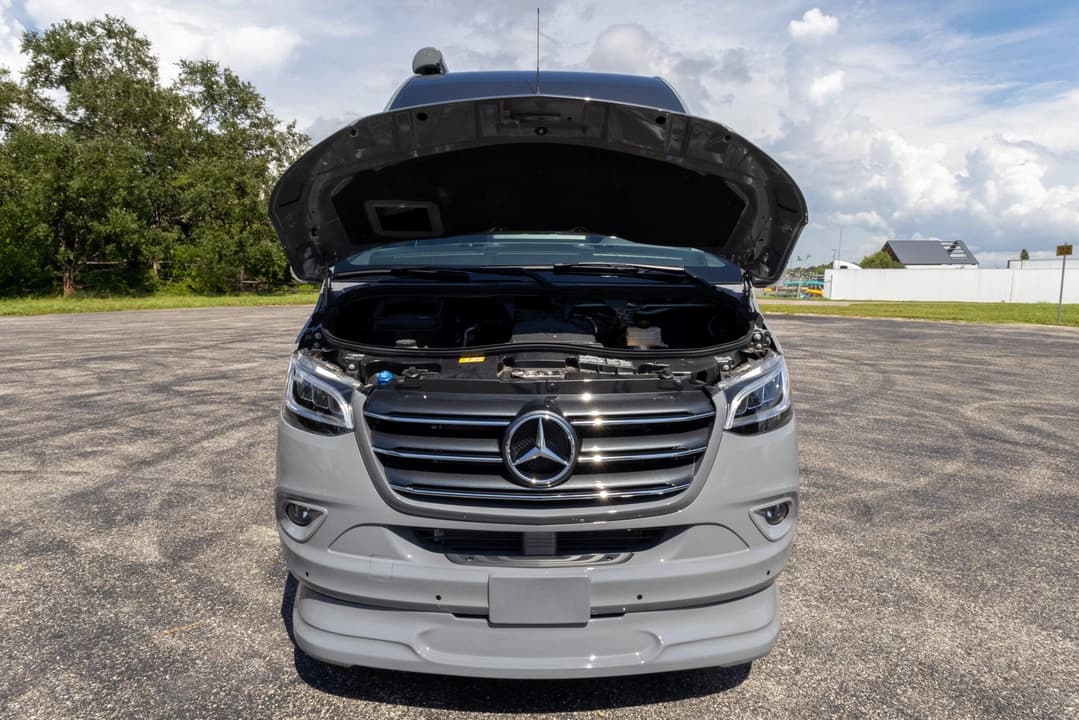 2025 Mercedes-Benz V-Cruise Sprinter Executive Van - Image 35