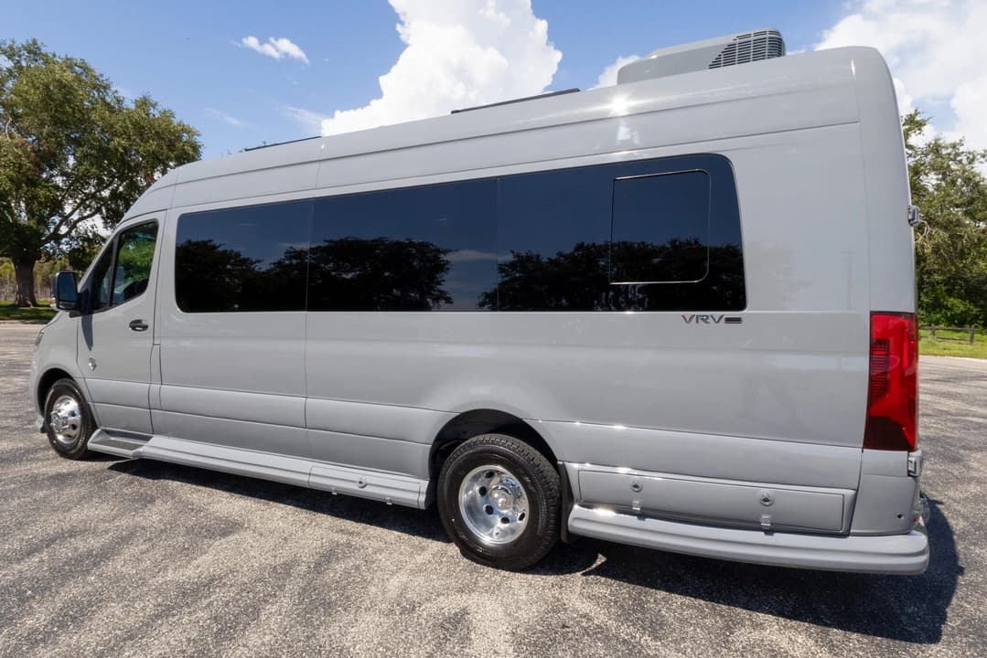 2025 Mercedes-Benz V-Cruise Sprinter Executive Van - Image 8