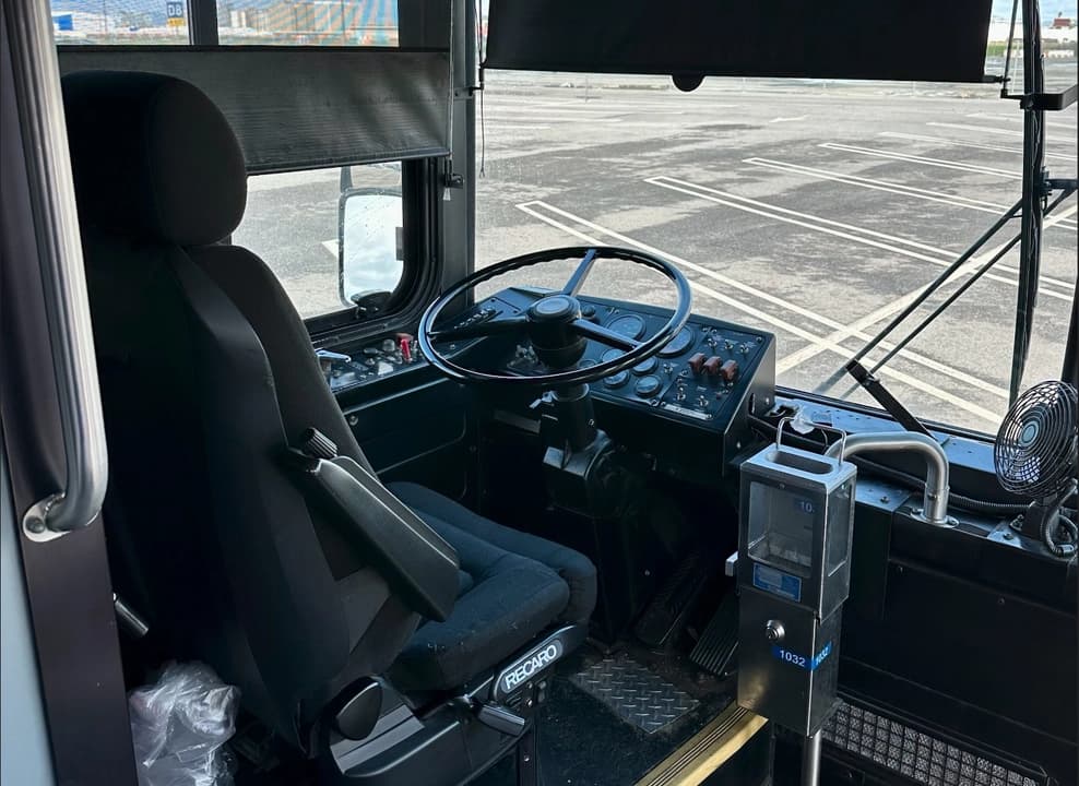 2011 Gillig Low-Floor Transit Bus - Image 3