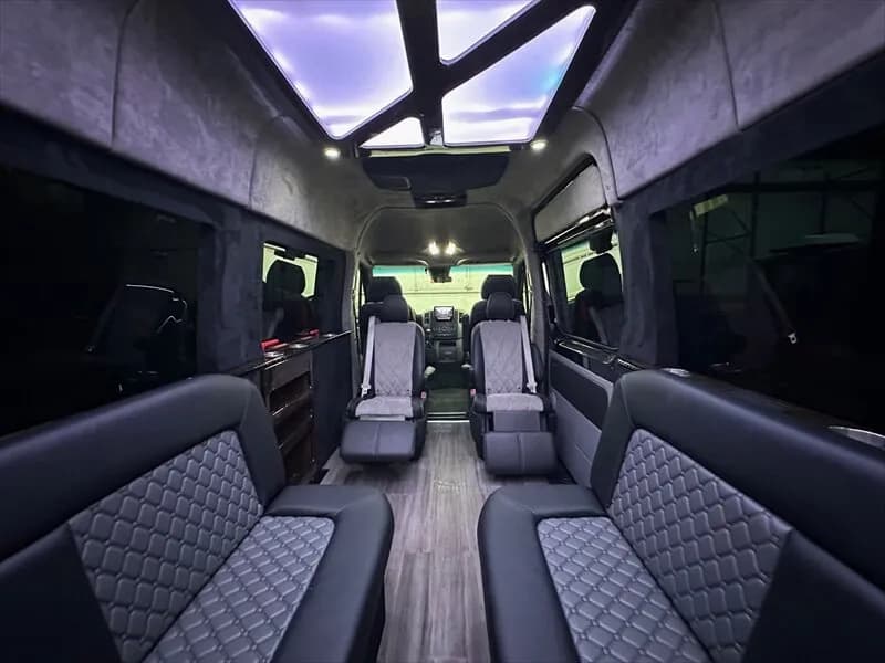 2015 Mercedes-Benz Sprinter 2500 - Image 14