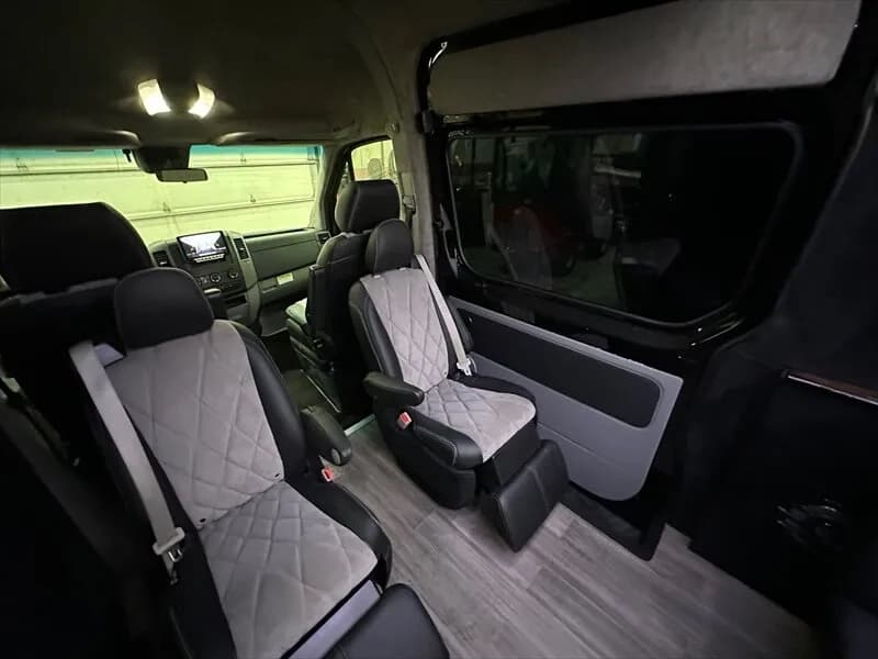 2015 Mercedes-Benz Sprinter 2500 - Image 17