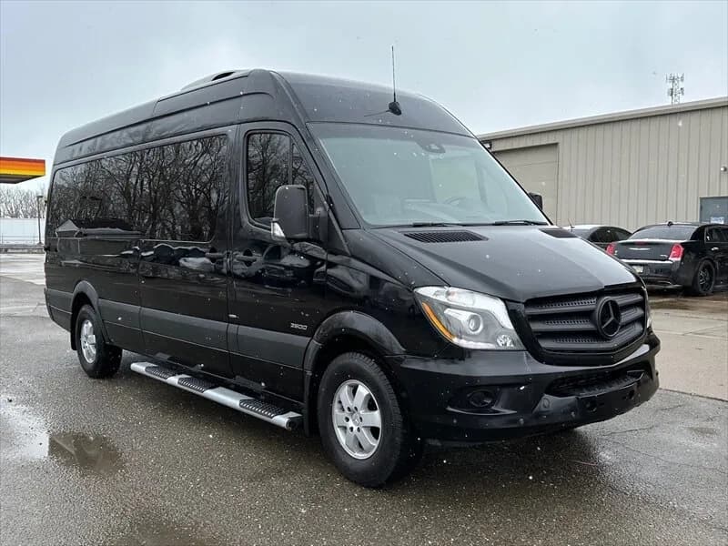 2015 Mercedes-Benz Sprinter 2500 - Image 3
