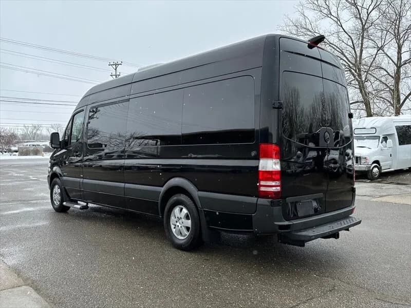 2015 Mercedes-Benz Sprinter 2500 - Image 6