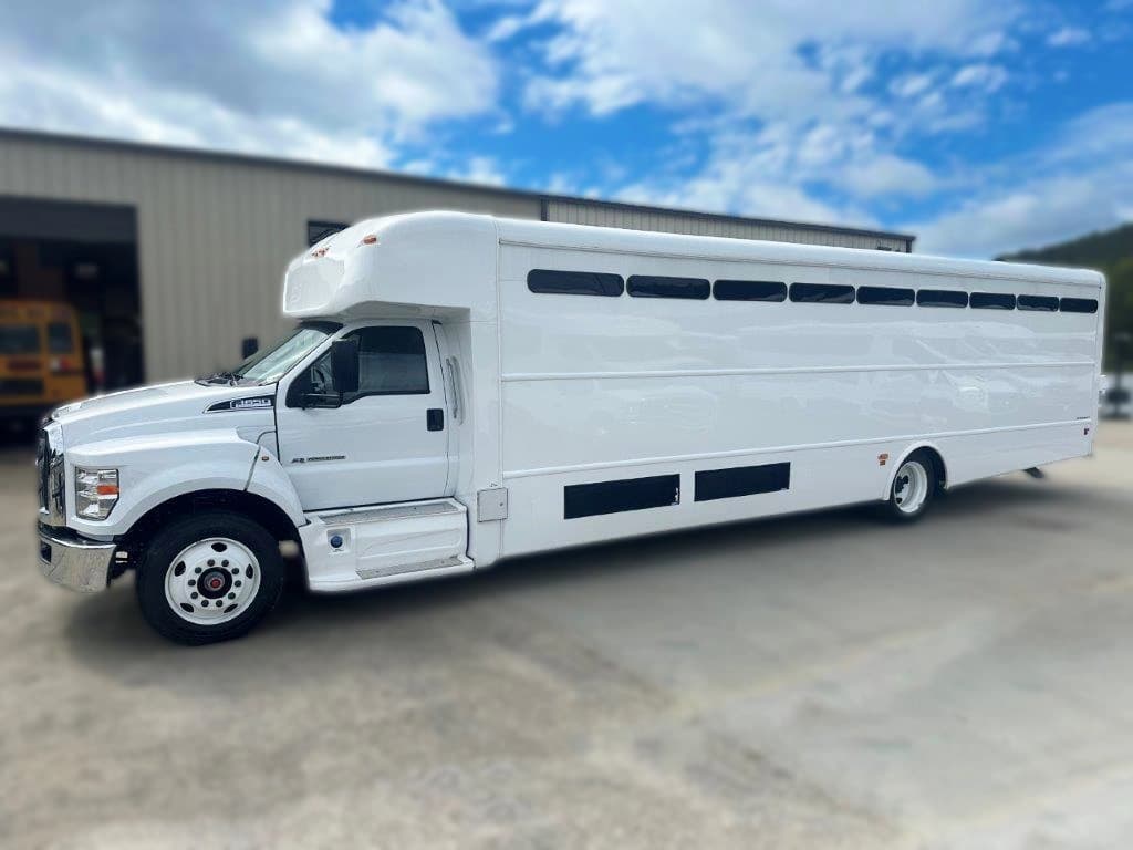 2026 Starcraft PVT Prison Bus - Image 2