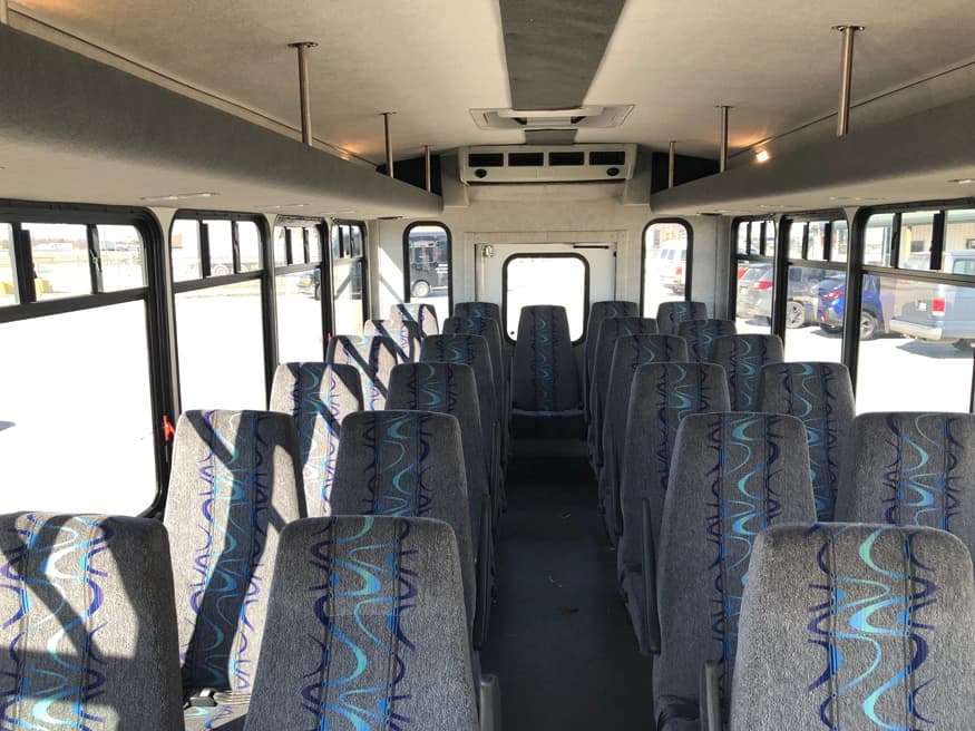 2007 Ford E450 Starcraft Allstar Shuttle Bus - Image 4