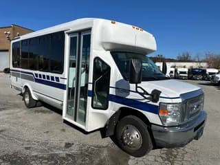 2010 Ford E450 bus