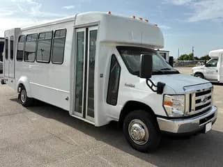 2019 Ford E450 bus