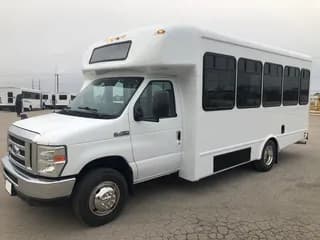 2015 Ford E450 bus